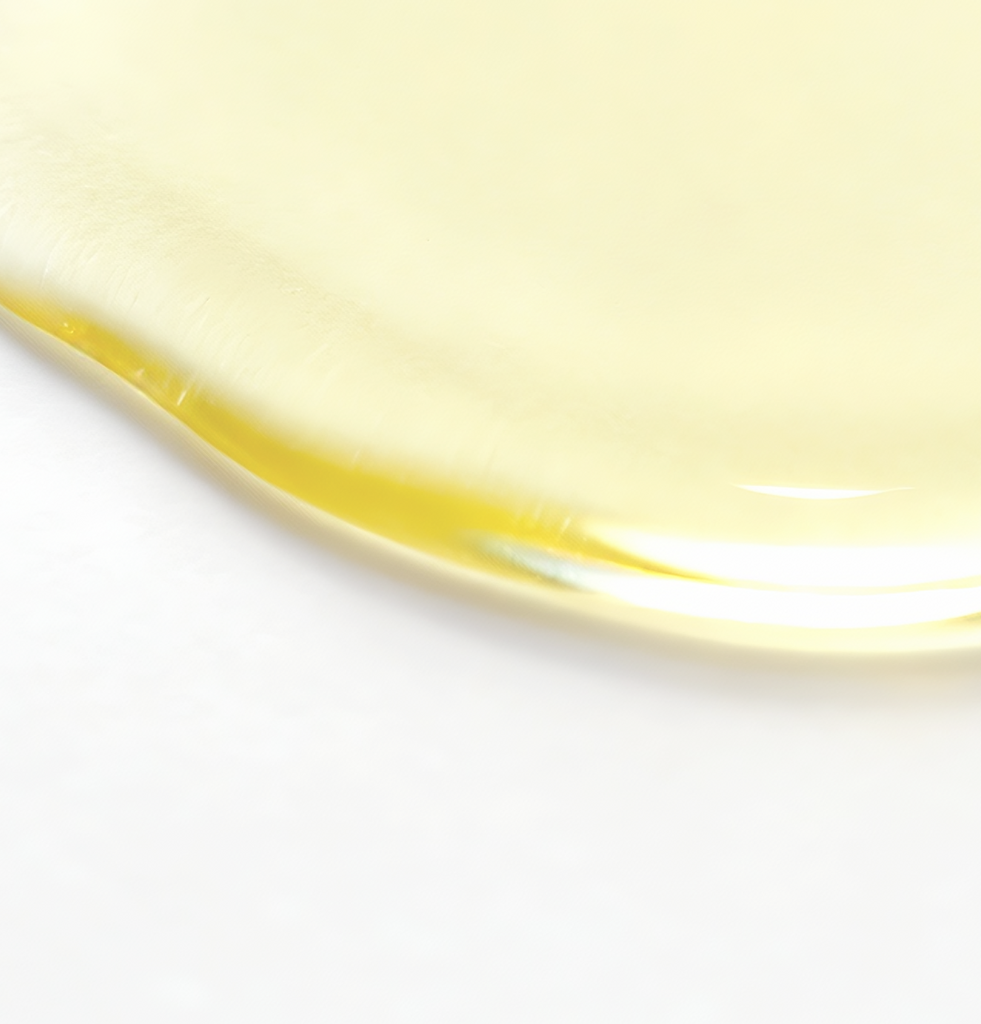 Close-up of Allantoin and Panthenol texture used in COSRX Advanced Snail 92 All In One Cream; soothing ingredients that calm irritation and strengthen the skin barrier, complementing the slow-aging hydration benefits of snail mucin.